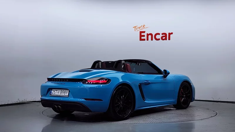 Porsche 718