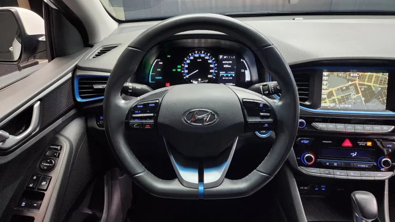 Hyundai Ioniq