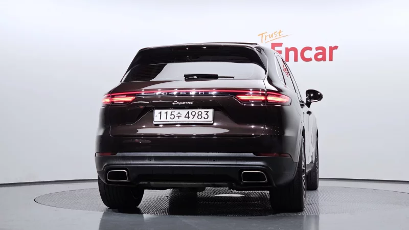 Porsche CAYENNE