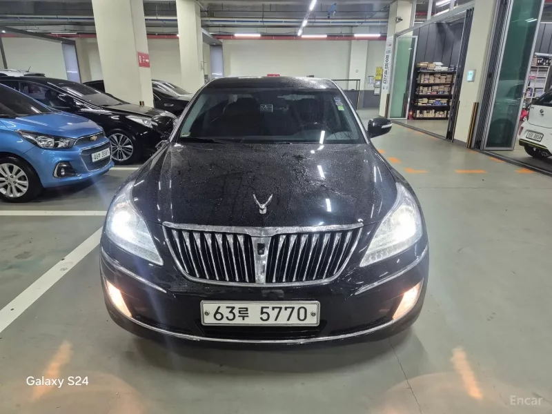 Hyundai Equus