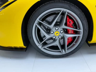 Ferrari F8