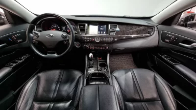 Kia K9