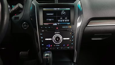 Ford EXPLORER