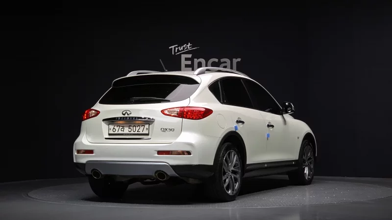 Infiniti QX50