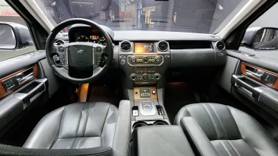Land Rover DISCOVERY