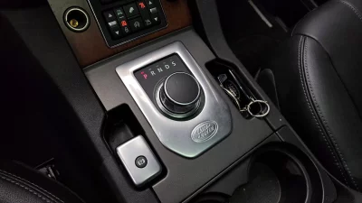 Land Rover DISCOVERY