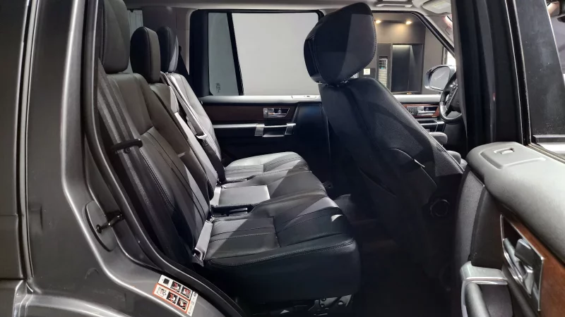 Land Rover DISCOVERY