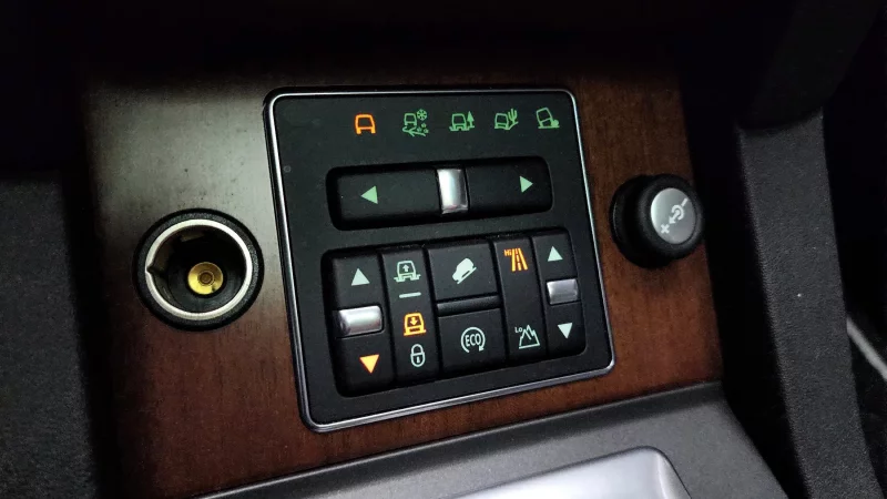 Land Rover DISCOVERY