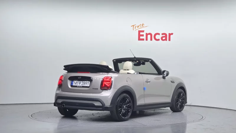 MINI Cooper Convertible