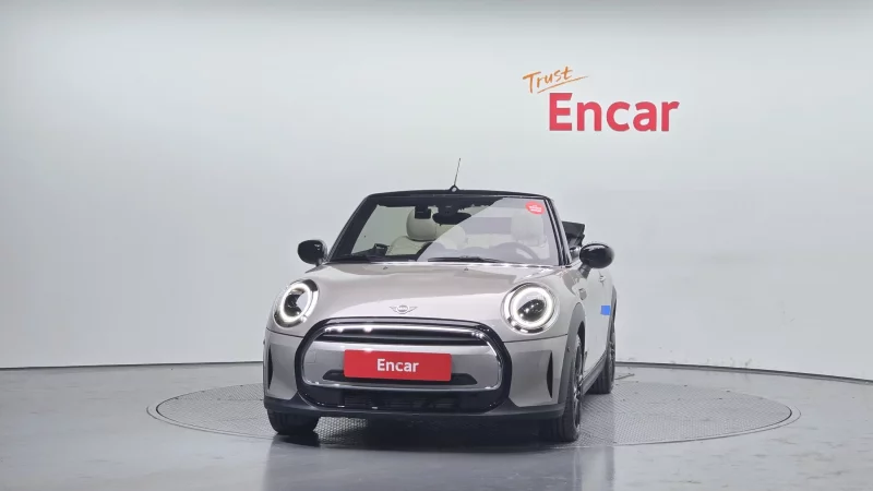 MINI Cooper Convertible