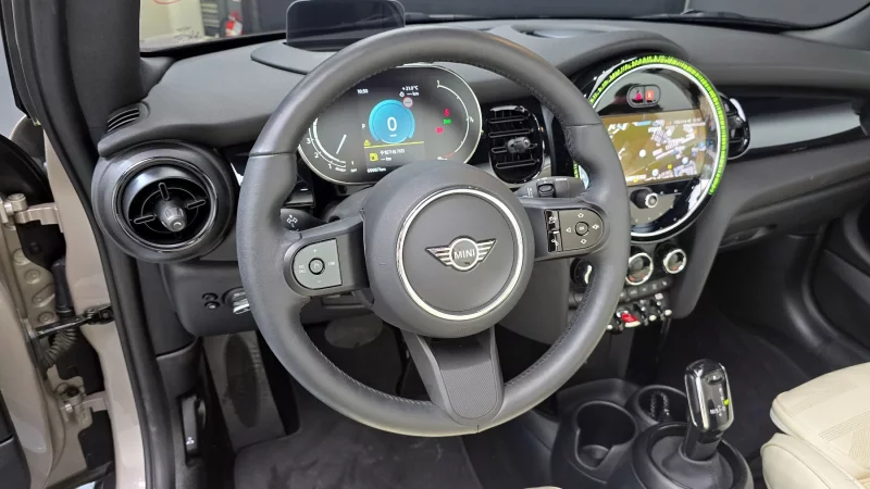 MINI Cooper Convertible