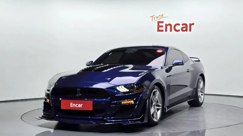 Ford MUSTANG