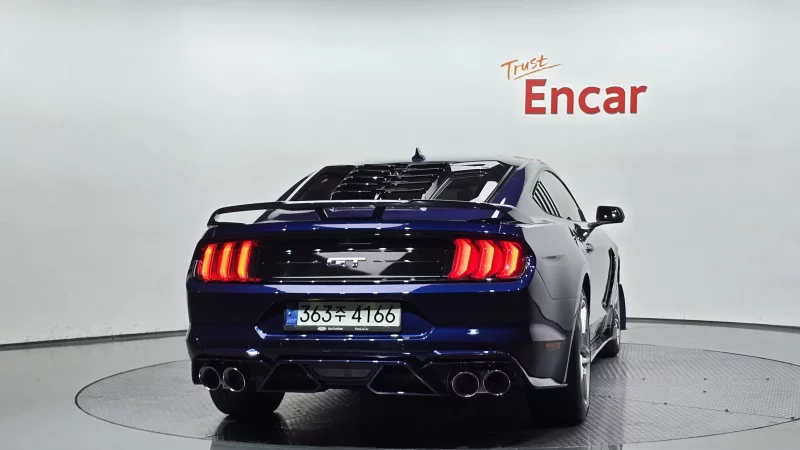 Ford MUSTANG