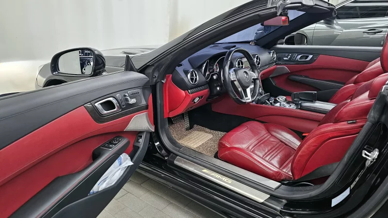 Mercedes-Benz SL-Class