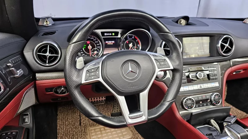 Mercedes-Benz SL-Class