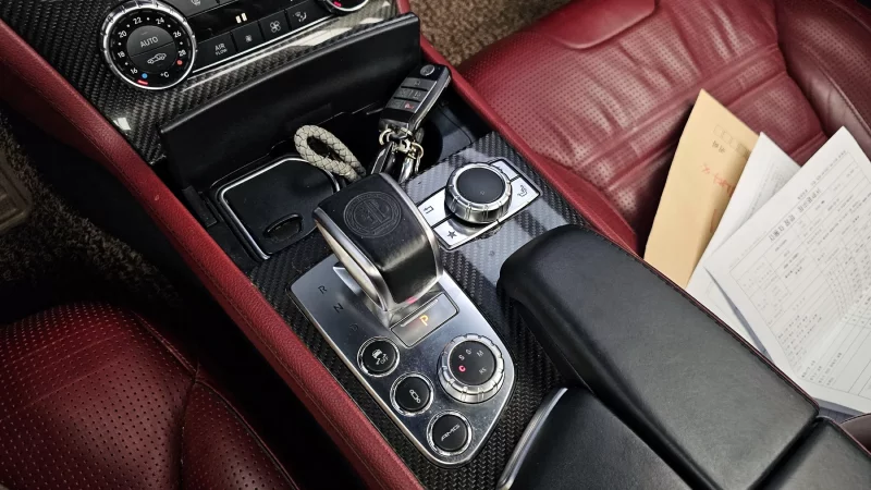 Mercedes-Benz SL-Class