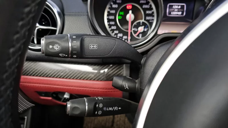 Mercedes-Benz SL-Class