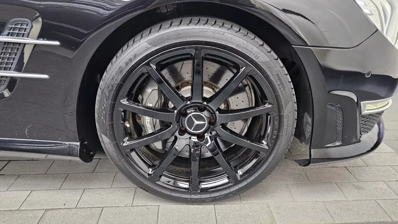 Mercedes-Benz SL-Class