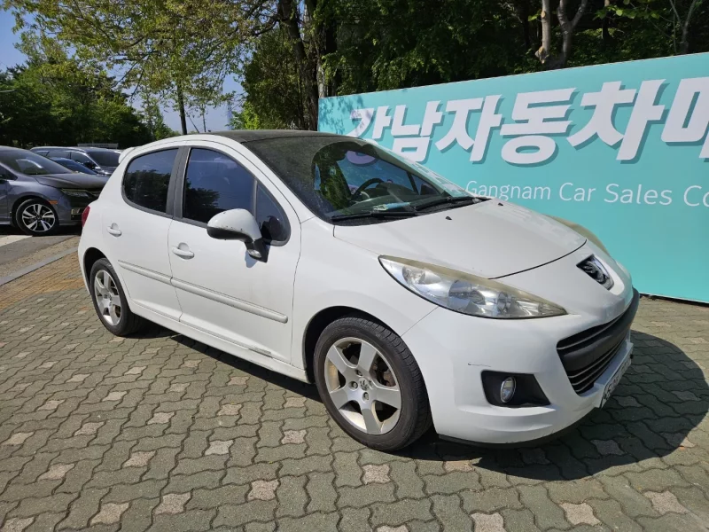 Peugeot 207