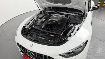 Mercedes-Benz SL-Class