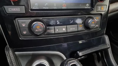 Nissan MAXIMA