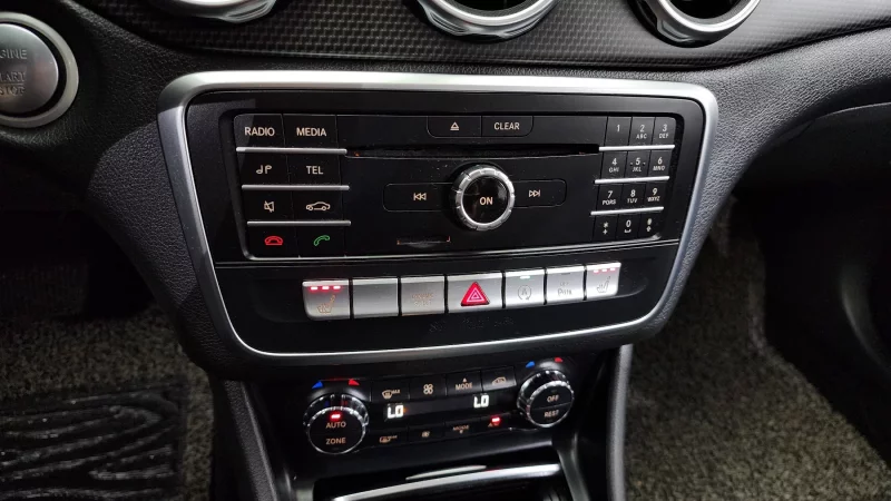 Mercedes-Benz GLA-Class