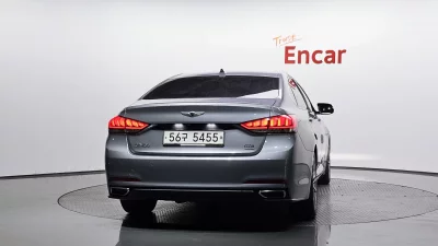 Hyundai Genesis