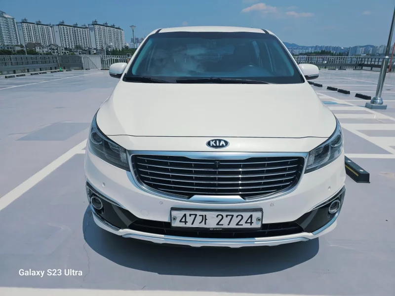 Kia Carnival