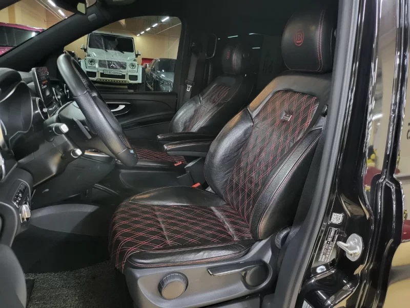 Mercedes-Benz V-Class