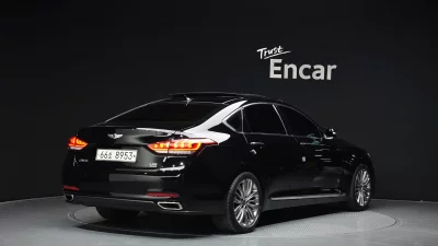 Hyundai Genesis