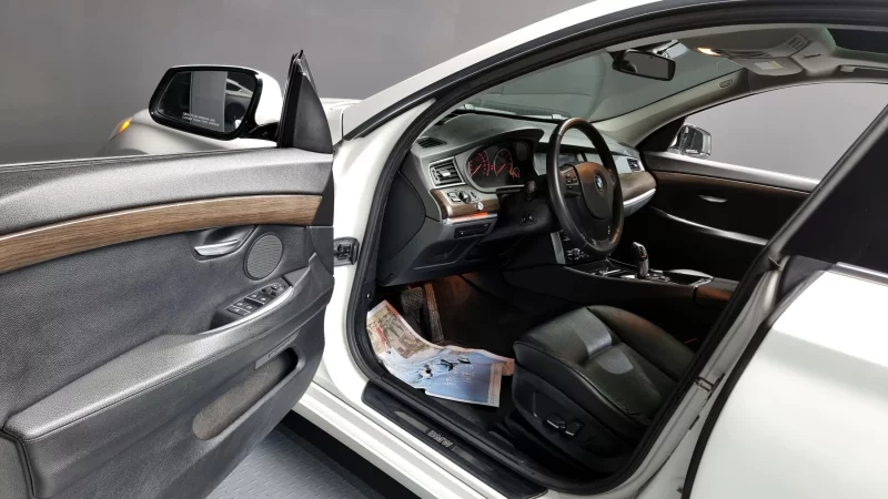 BMW 5-Series Gran Turismo