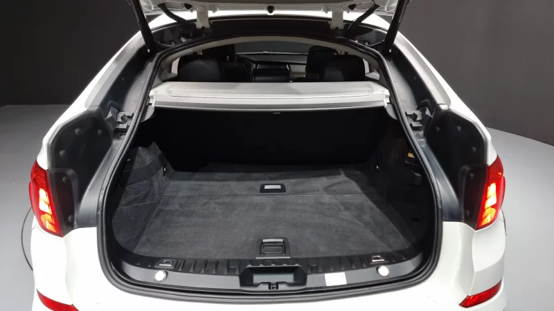 BMW 5-Series Gran Turismo