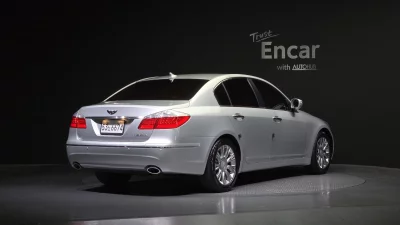 Hyundai Genesis