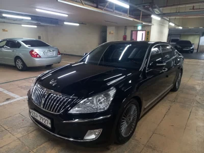Hyundai Equus