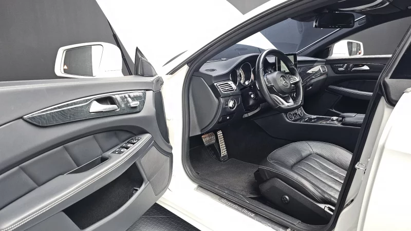 Mercedes-Benz CLS-Class