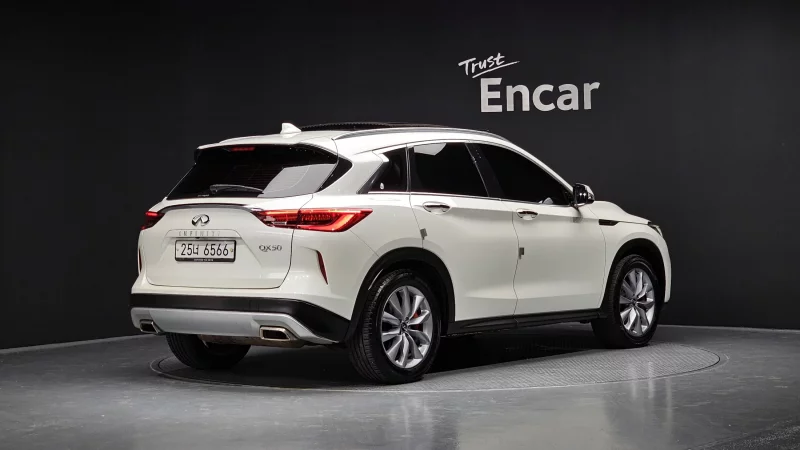Infiniti QX50