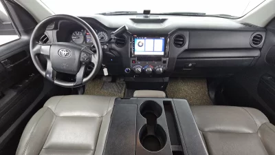 Toyota TUNDRA