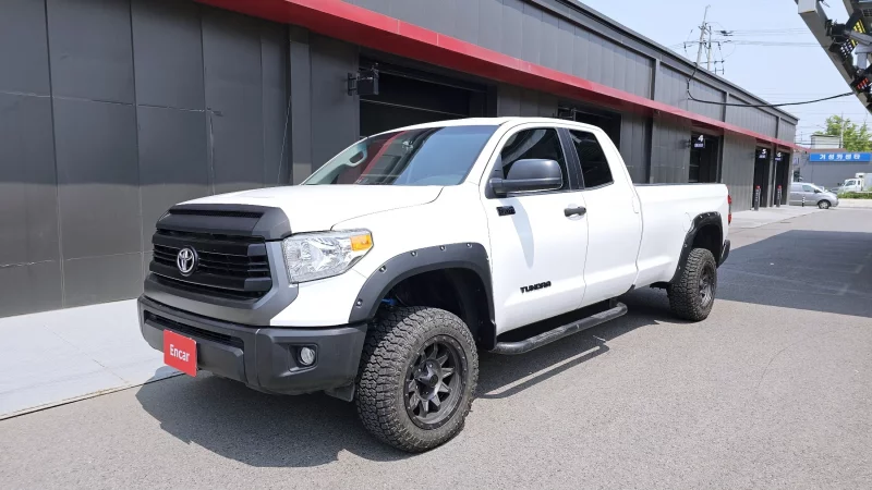 Toyota TUNDRA
