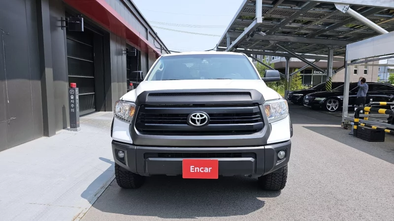 Toyota TUNDRA