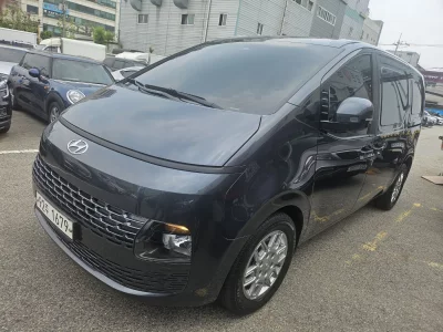 Hyundai Staria
