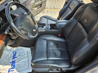 Infiniti M