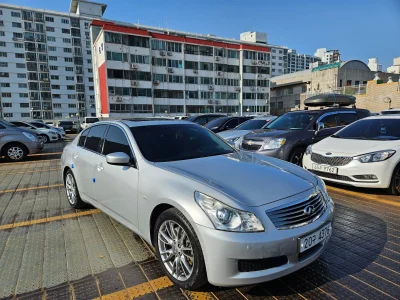 Infiniti G