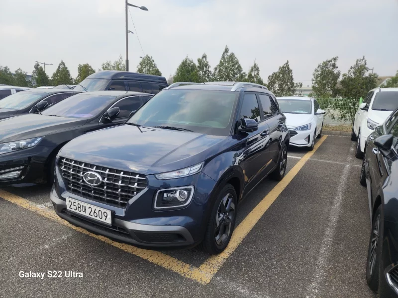Hyundai Venue