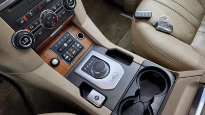 Land Rover DISCOVERY
