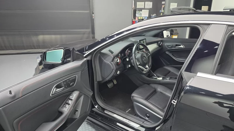 Mercedes-Benz CLA-Class