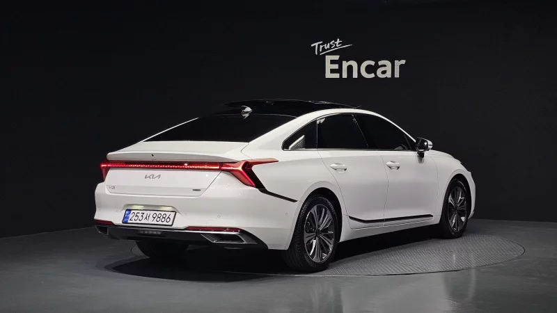 Kia K8