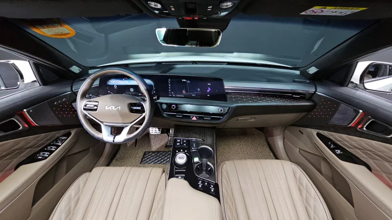 Kia K8