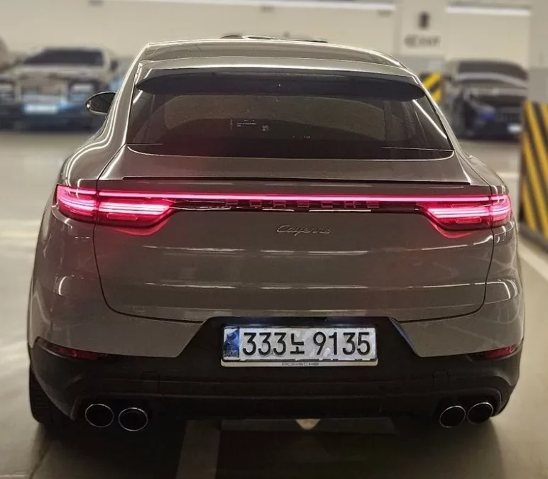 Porsche CAYENNE