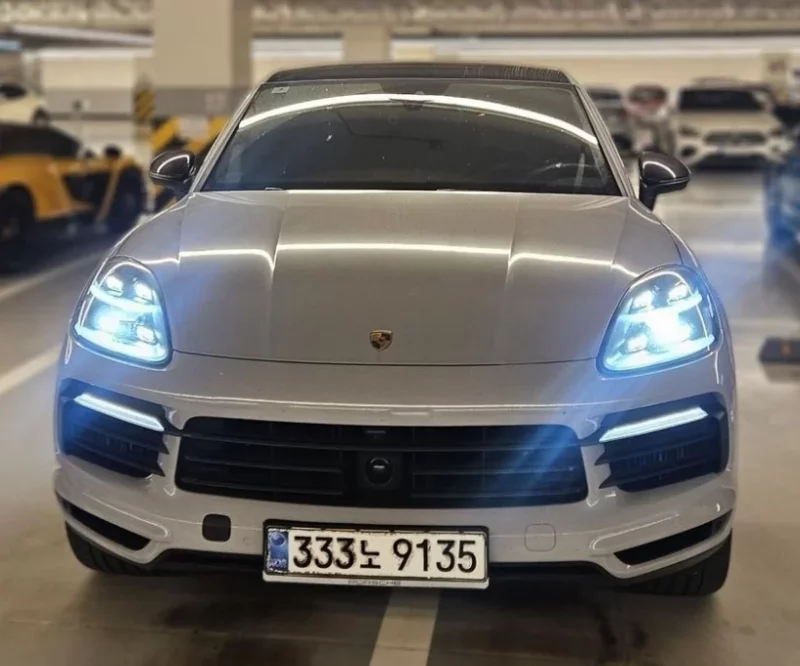 Porsche CAYENNE