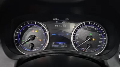 Infiniti Q50